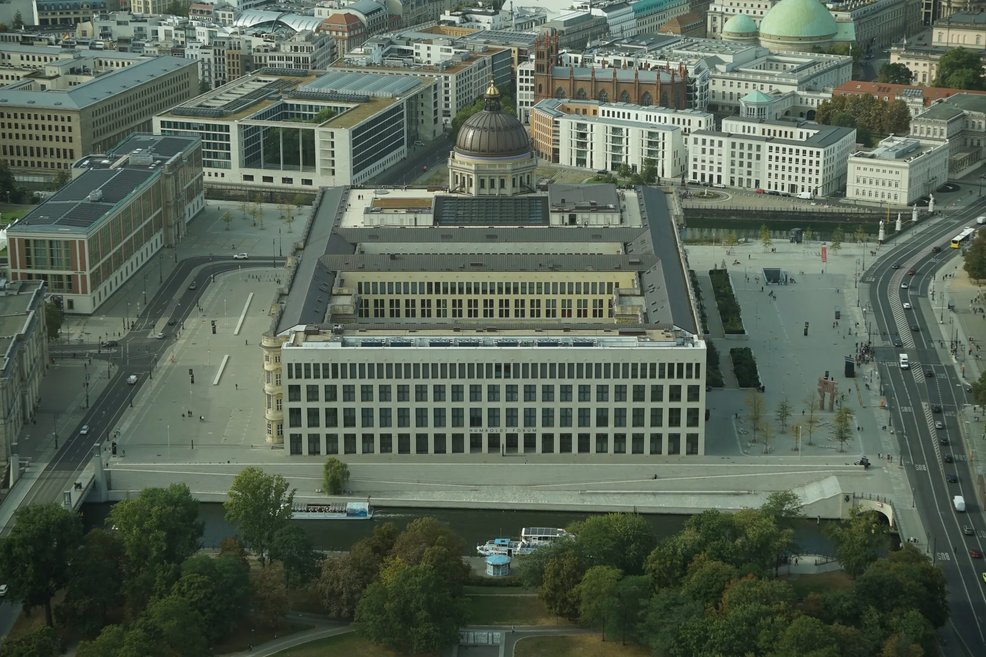 The Humboldt Forum and the Lustgarten from above, the river beside them.